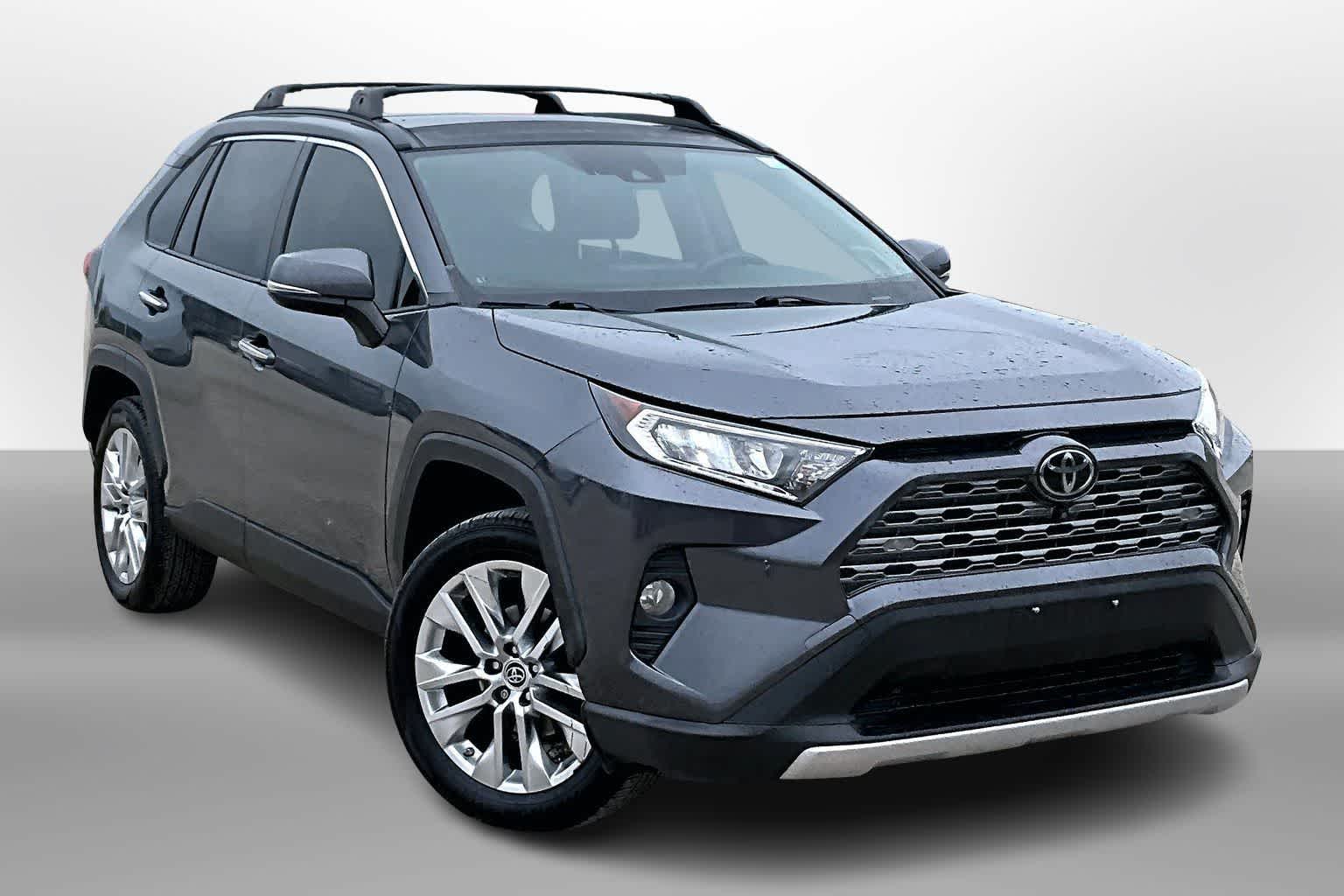 Thumbnail: 2019 Toyota RAV4 - 10
