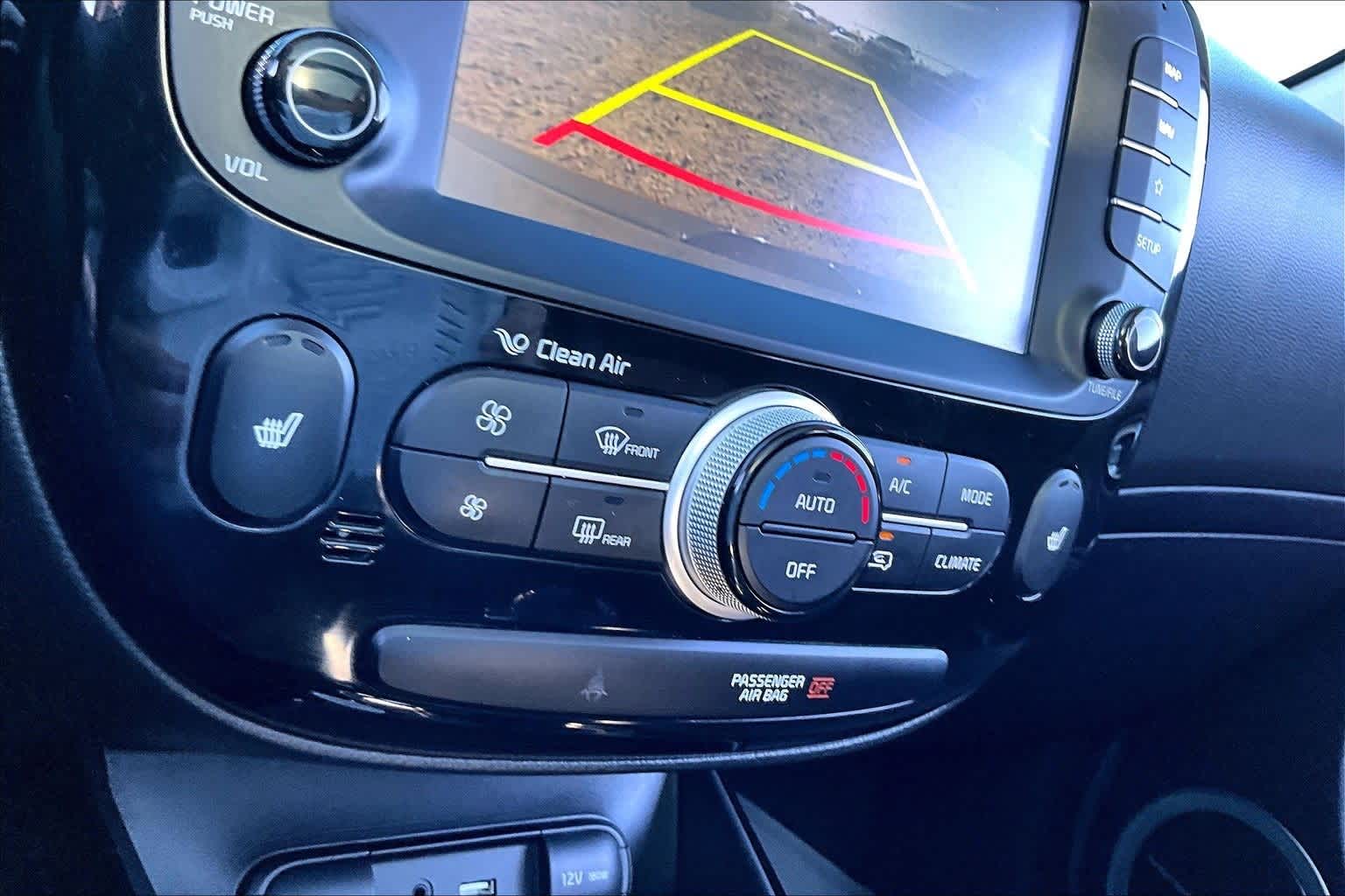 Thumbnail: 2019 Kia Soul - 23