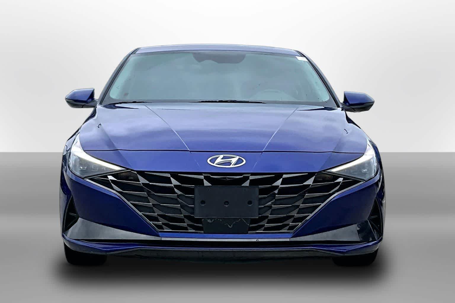 Thumbnail: 2023 Hyundai Elantra - 2