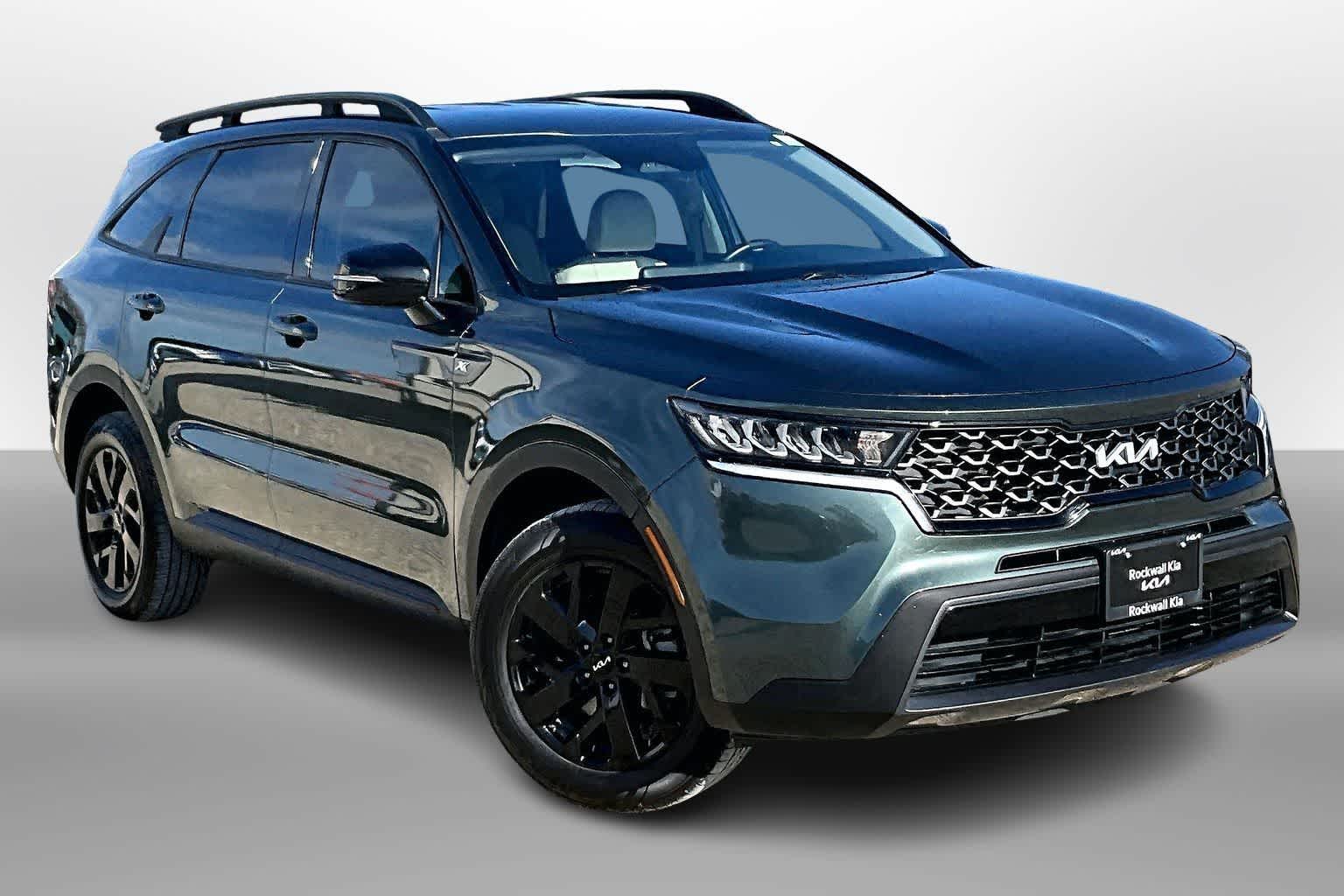 Thumbnail: 2022 Kia Sorento - 9