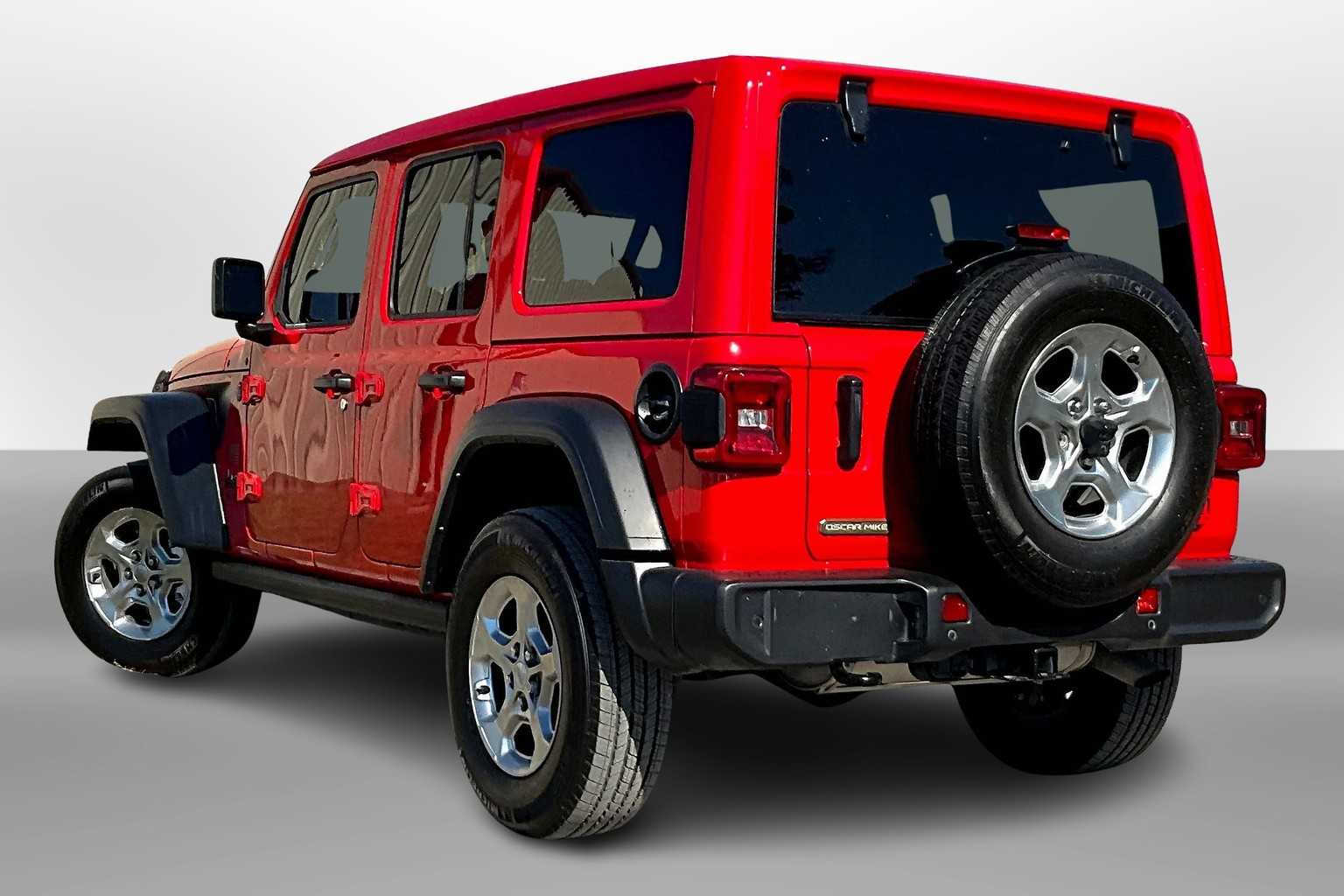 Thumbnail: 2021 Jeep Wrangler - 11