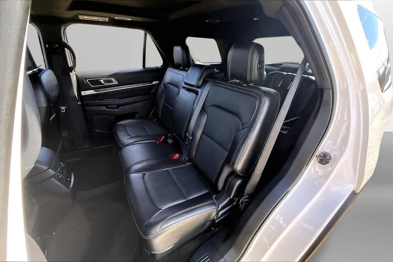 Thumbnail: 2017 Ford Explorer - 26