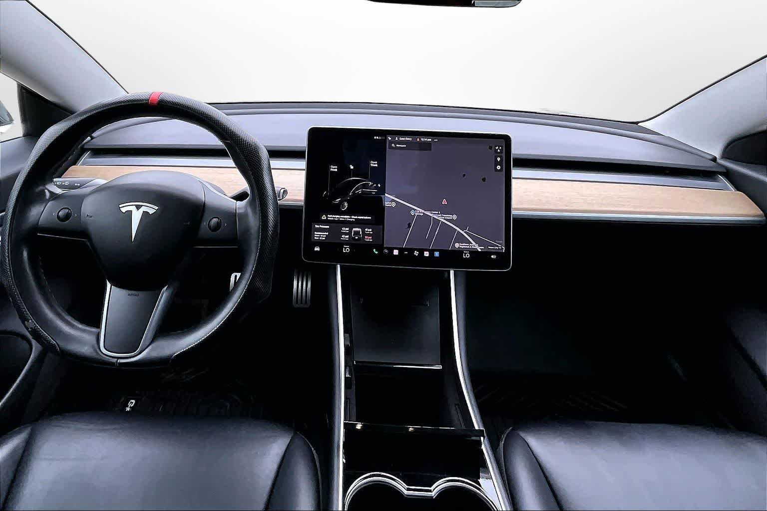 Thumbnail: 2018 Tesla Model 3 - 14