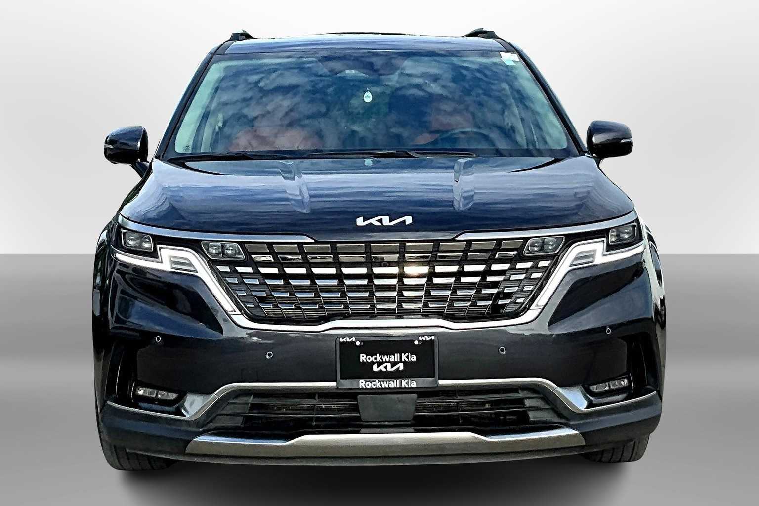 2024 Kia Carnival SX Prestige photo 3