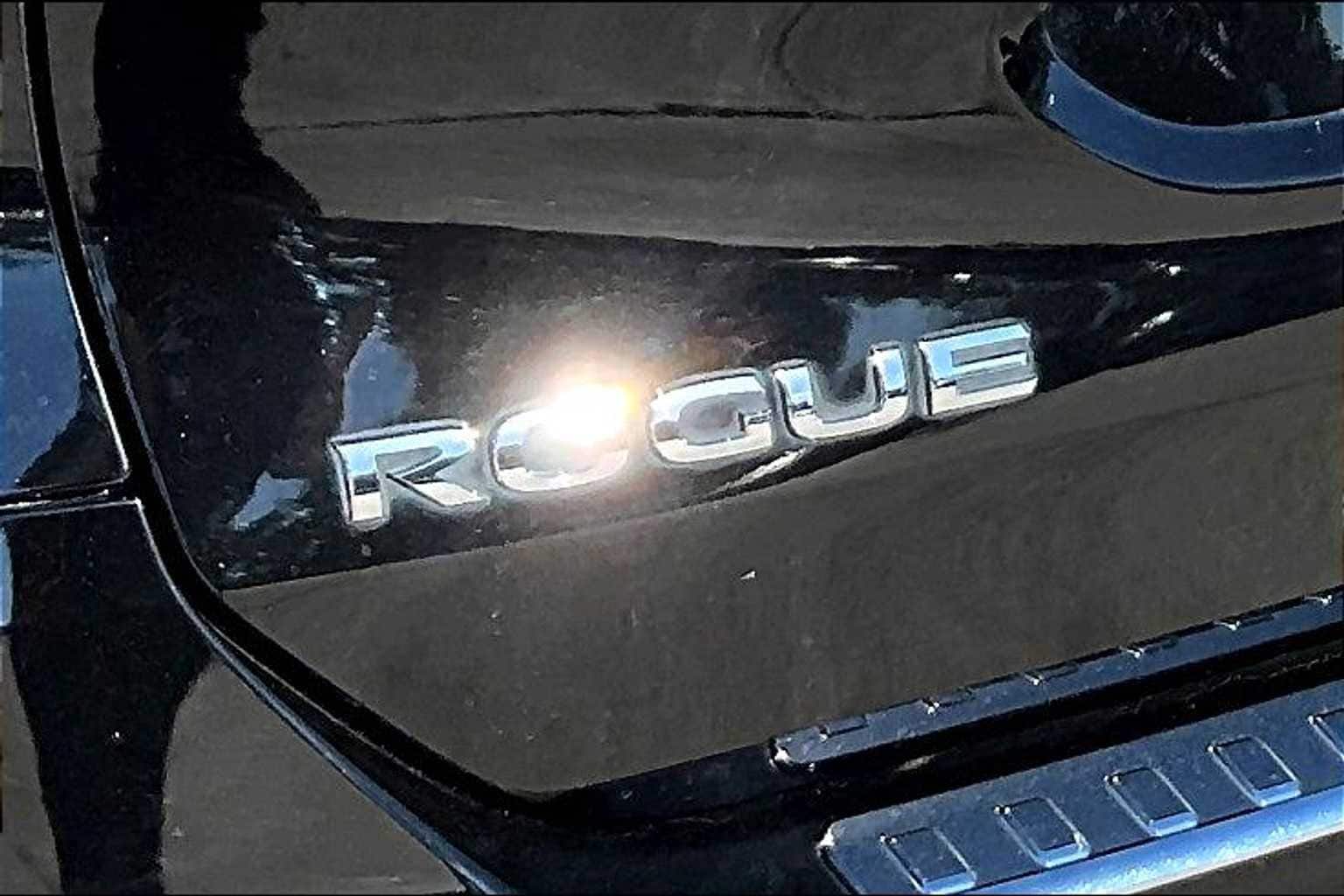 Thumbnail: 2014 Nissan Rogue - 32