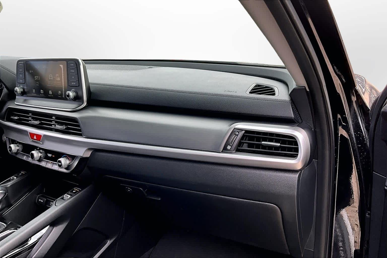 Thumbnail: 2021 Kia Telluride - 15