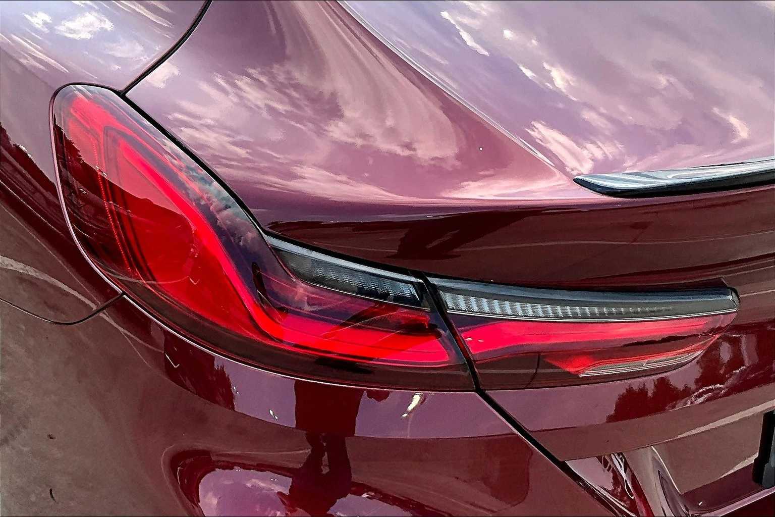Thumbnail: 2022 BMW M8 - 32