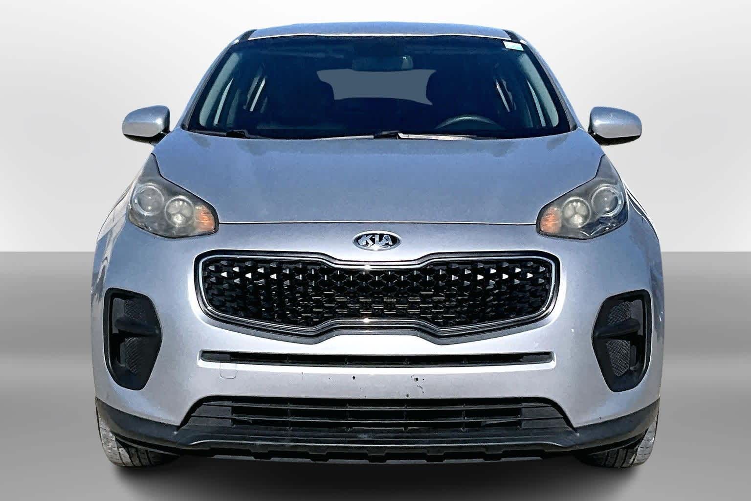 Thumbnail: 2017 Kia Sportage - 3