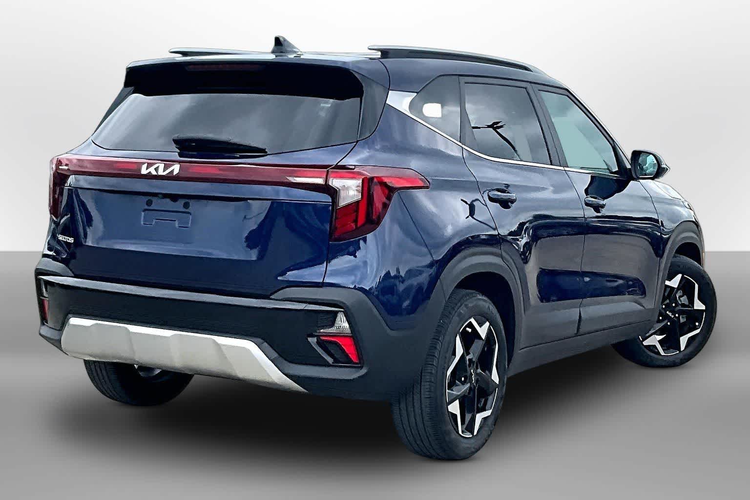 Thumbnail: 2024 Kia Seltos - 2