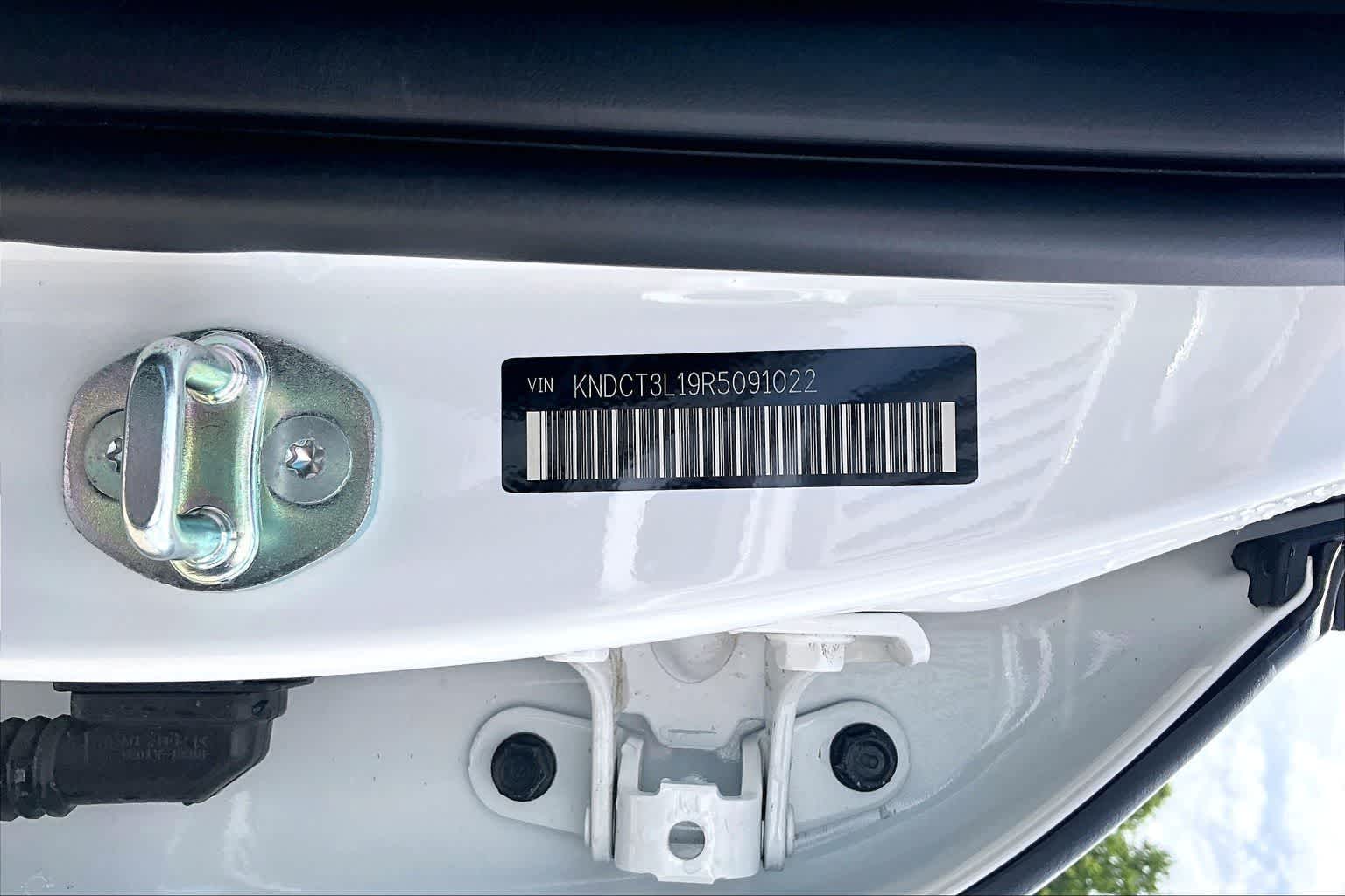 Thumbnail: 2024 Kia Niro - 26