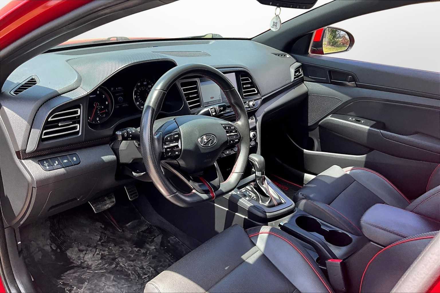 Thumbnail: 2019 Hyundai Elantra - 12