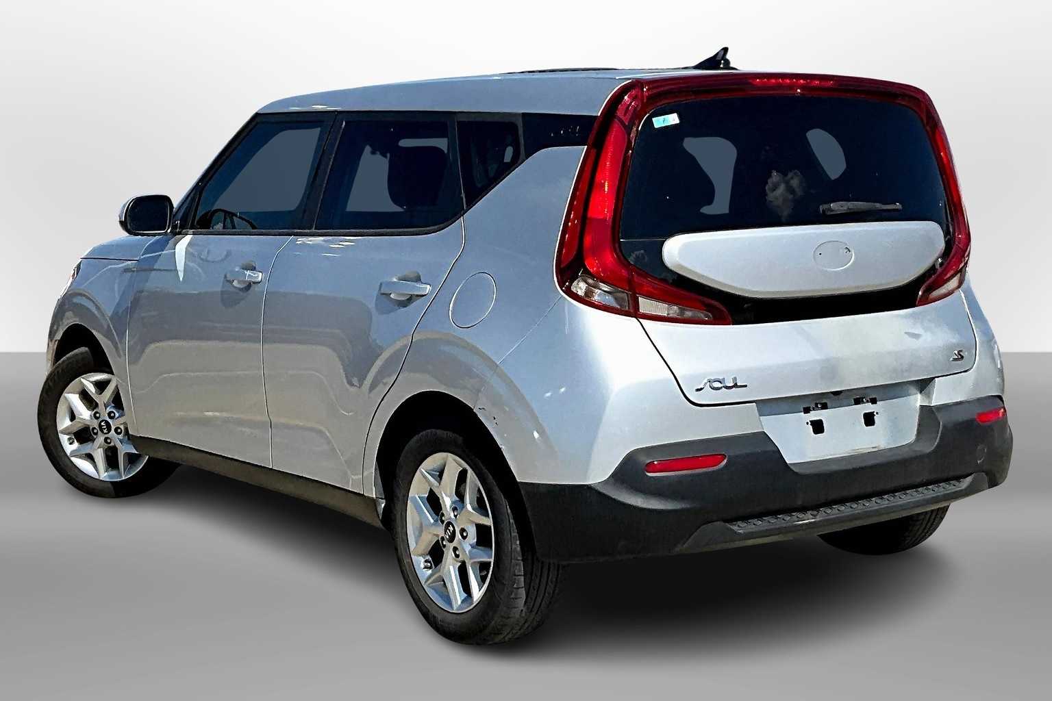 Thumbnail: 2020 Kia Soul - 11