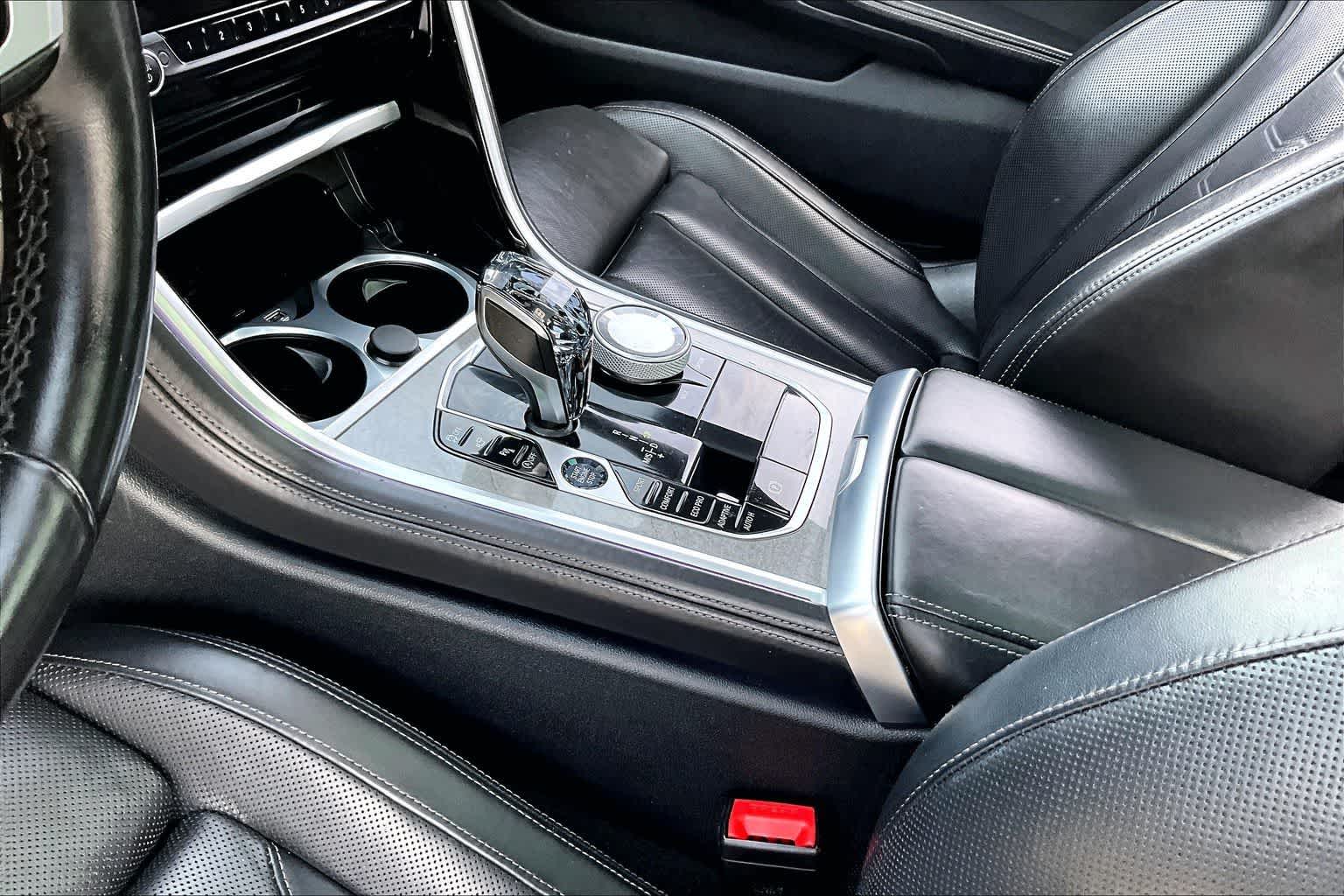 Thumbnail: 2022 BMW 8 Series - 13