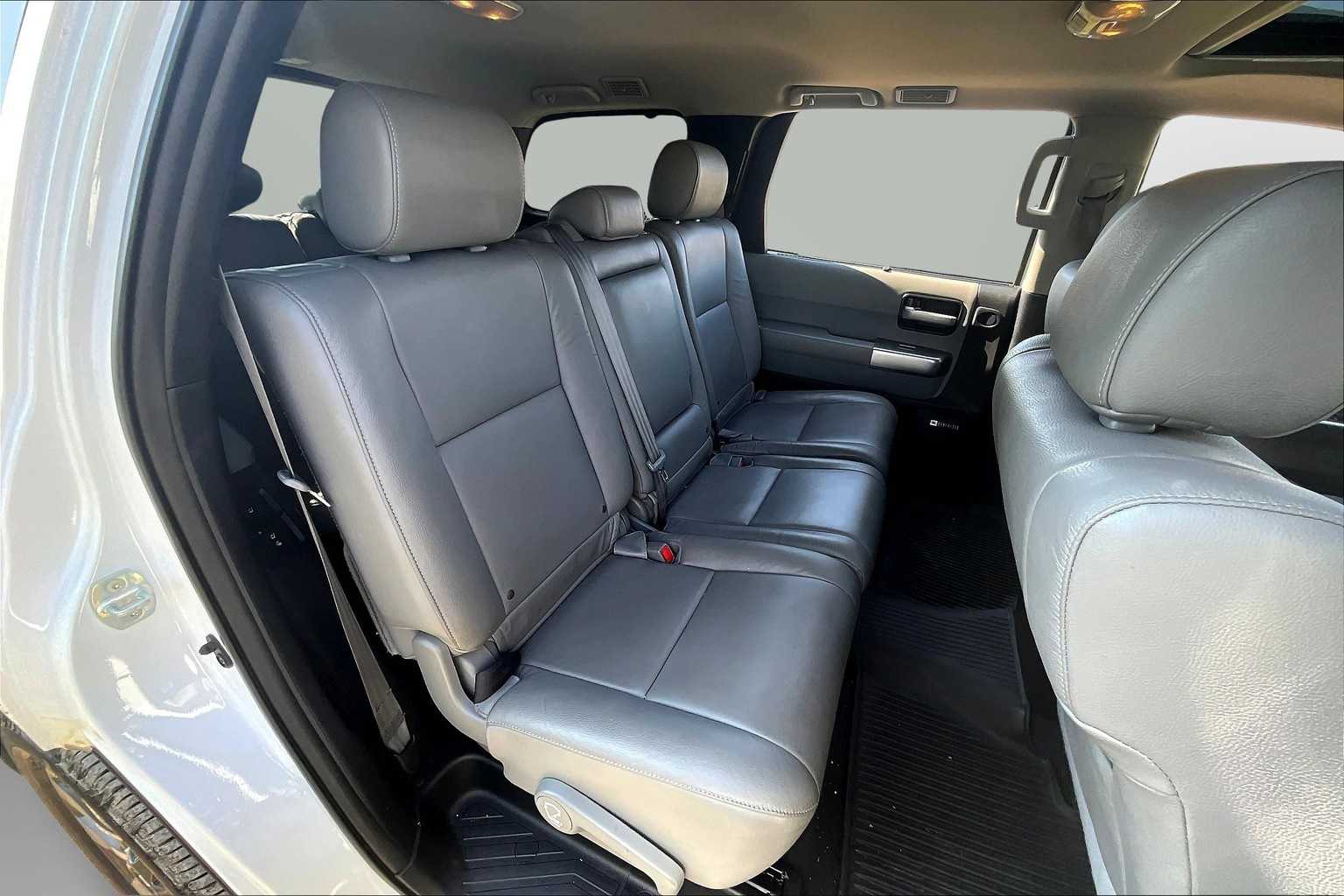 Thumbnail: 2020 Toyota Sequoia - 29