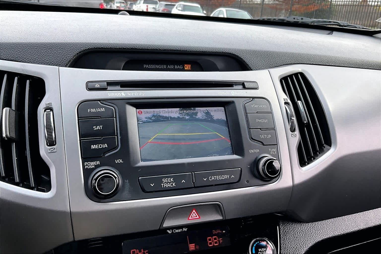 Thumbnail: 2015 Kia Sportage - 22