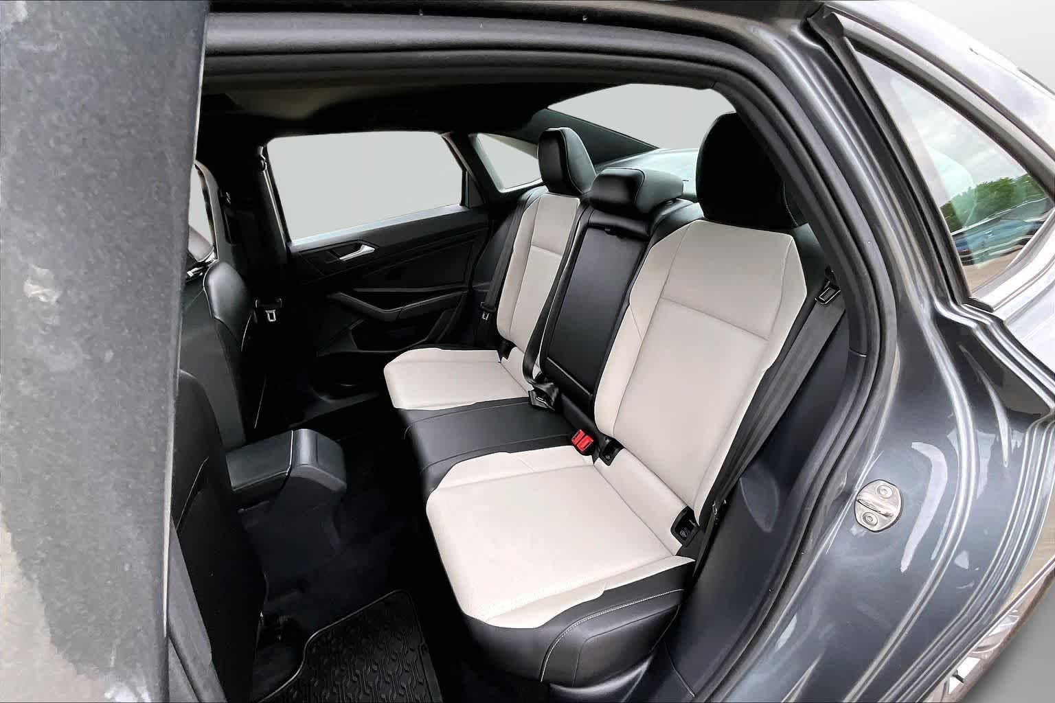 Thumbnail: 2019 Volkswagen Jetta - 23