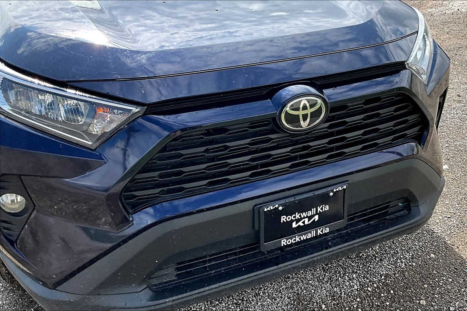 Thumbnail: 2020 Toyota RAV4 - 28