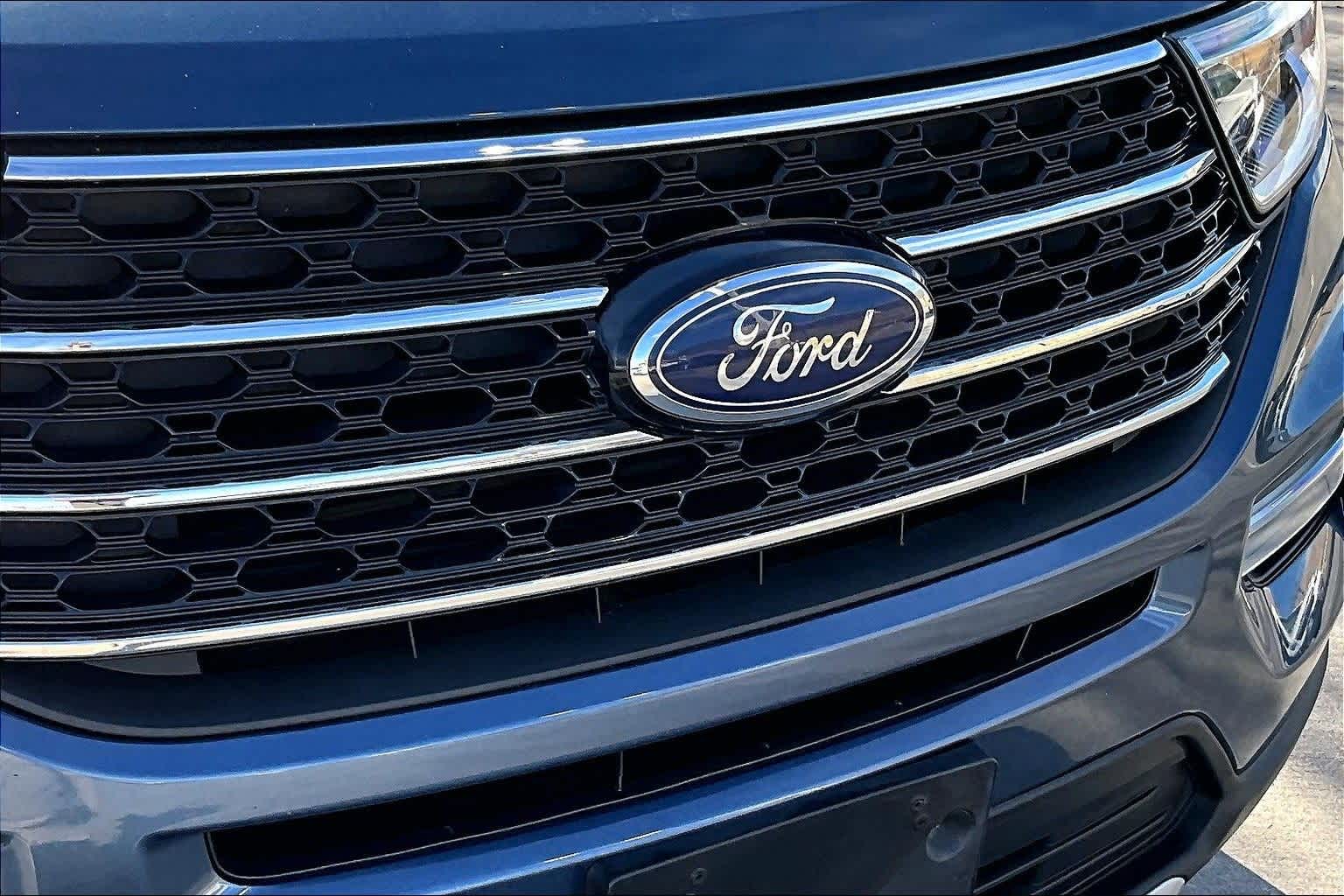 Thumbnail: 2020 Ford Explorer - 26