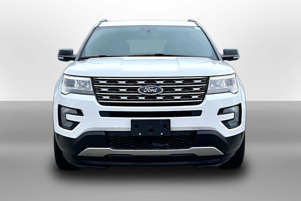 Used 2017 Ford Explorer XLT SUV