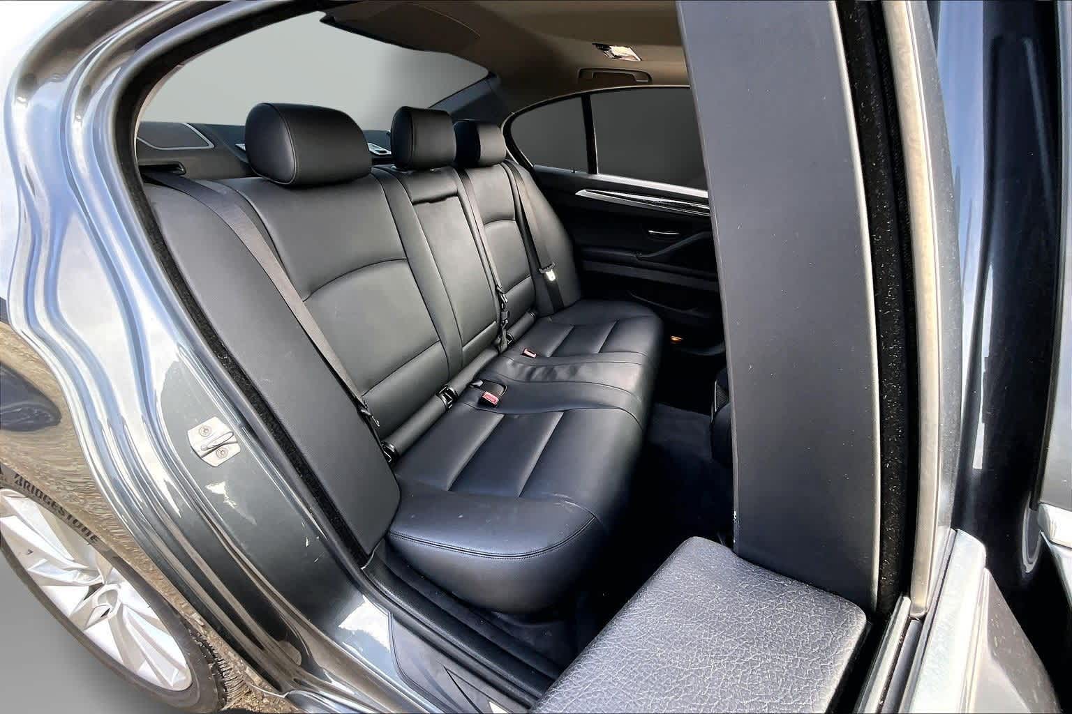 Thumbnail: 2016 BMW 5 Series - 28