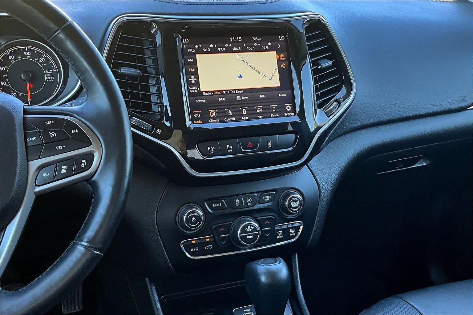 Thumbnail: 2019 Jeep Cherokee - 6