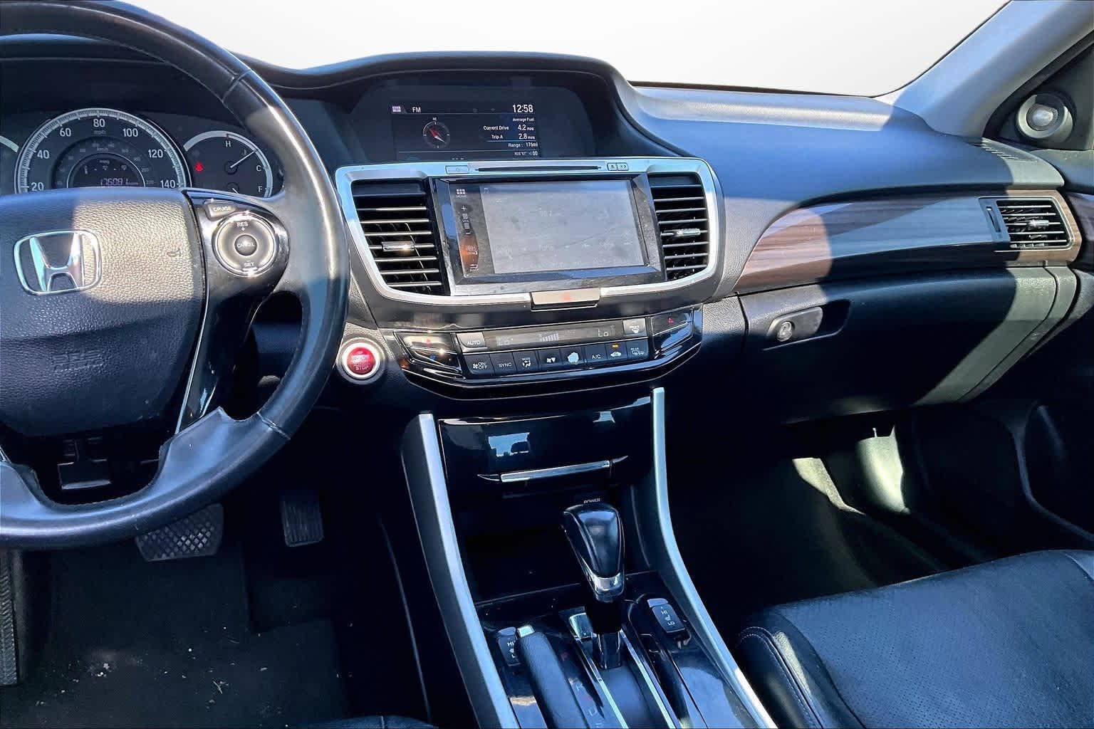 Thumbnail: 2017 Honda Accord - 6
