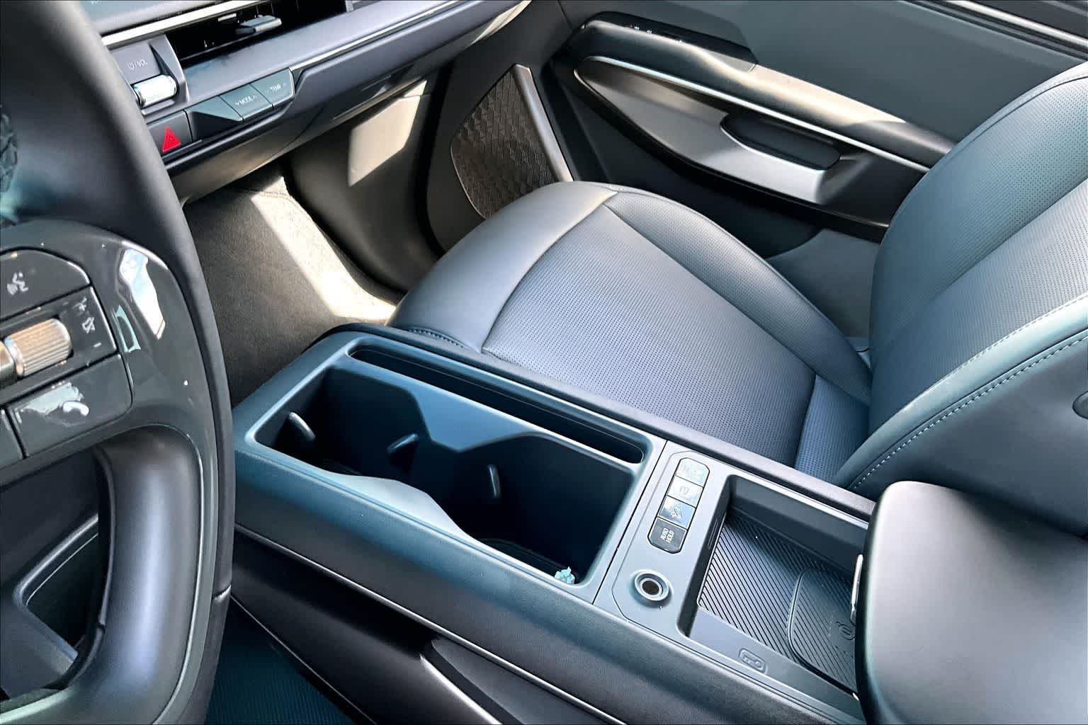 Thumbnail: 2026 Kia EV9 - 12