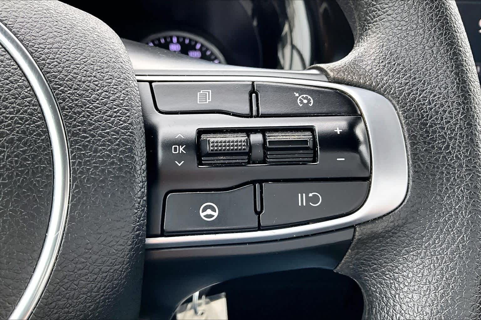 Thumbnail: 2022 Kia K5 - 17