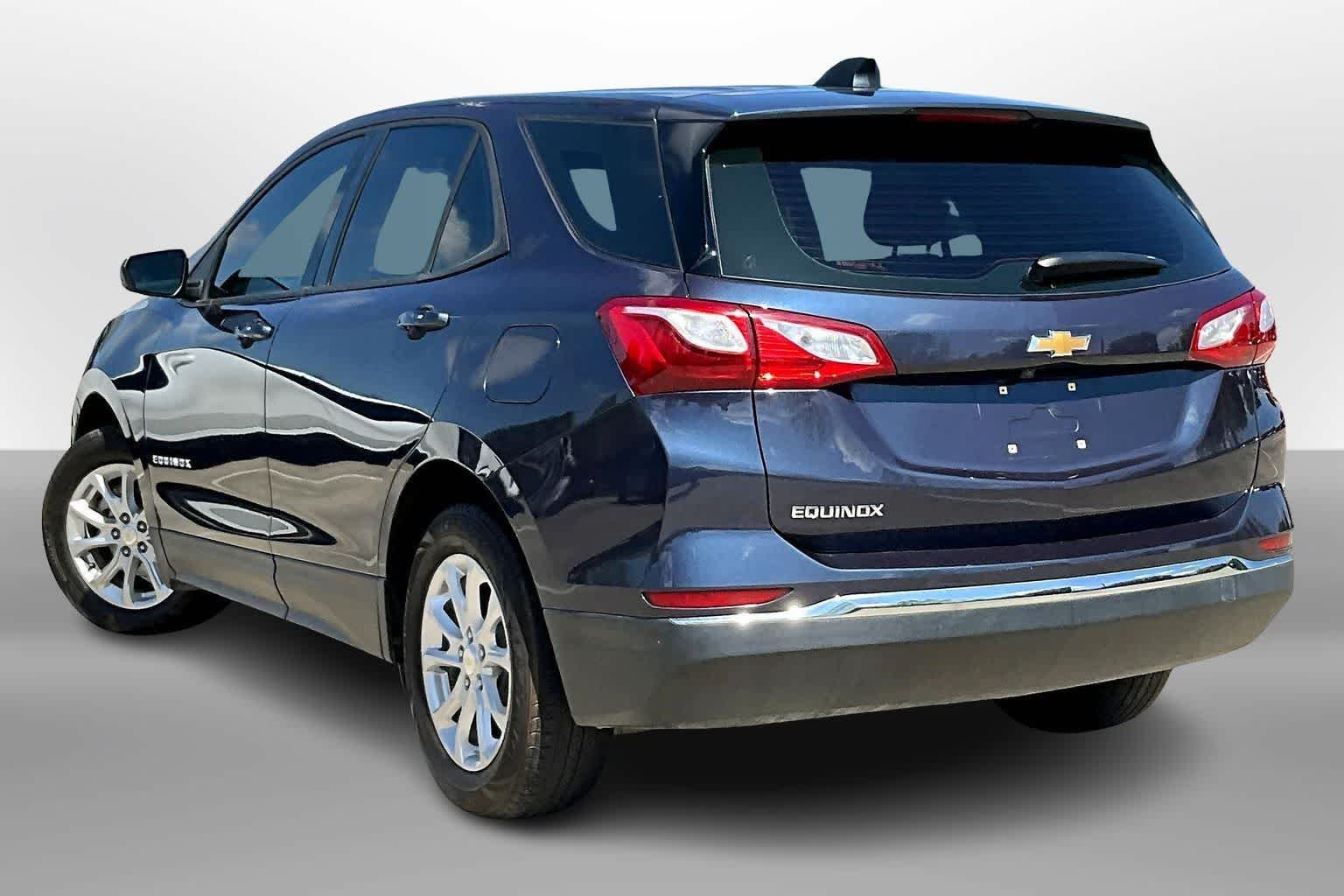 Thumbnail: 2018 Chevrolet Equinox - 11