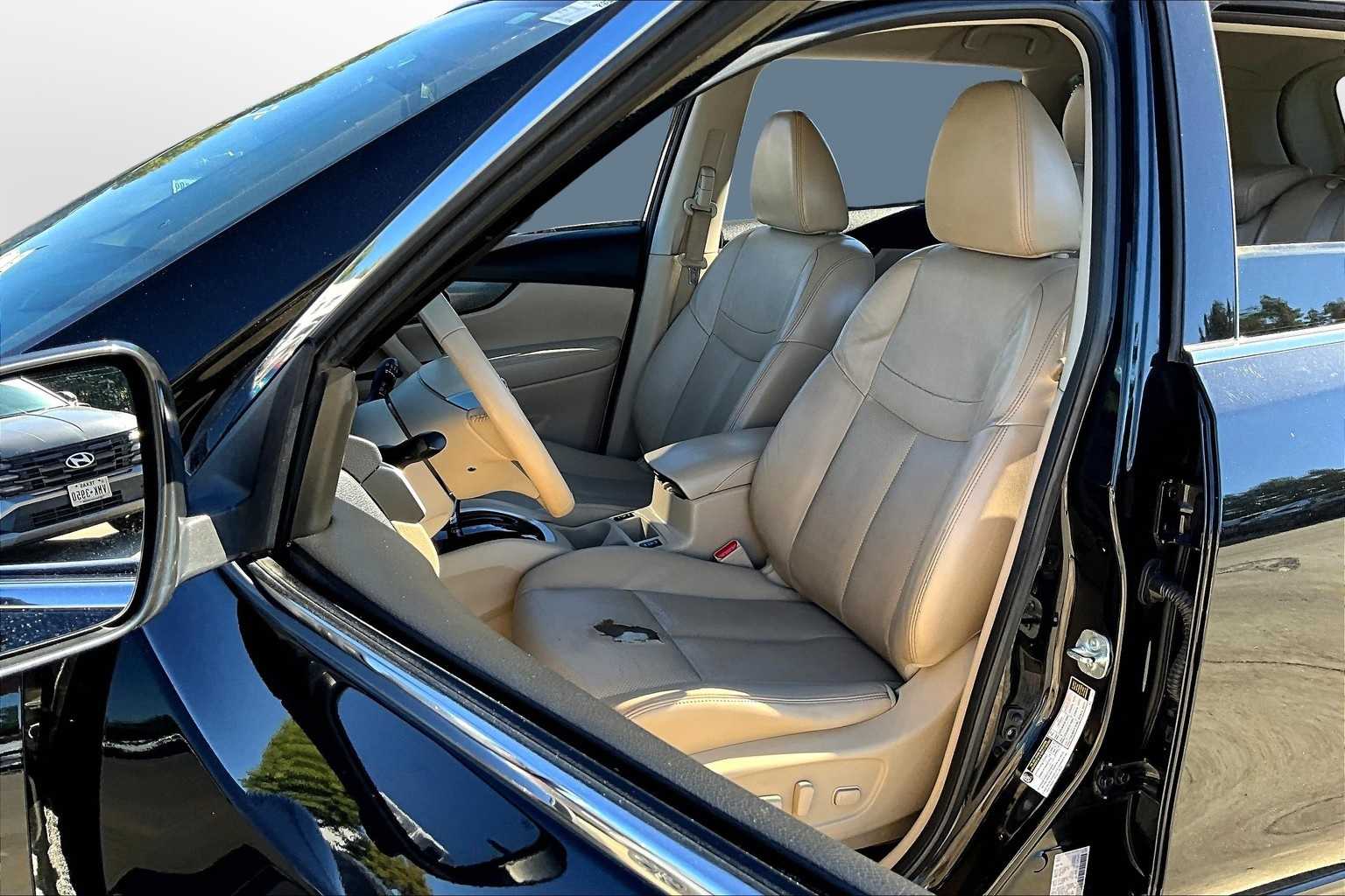 Thumbnail: 2014 Nissan Rogue - 26