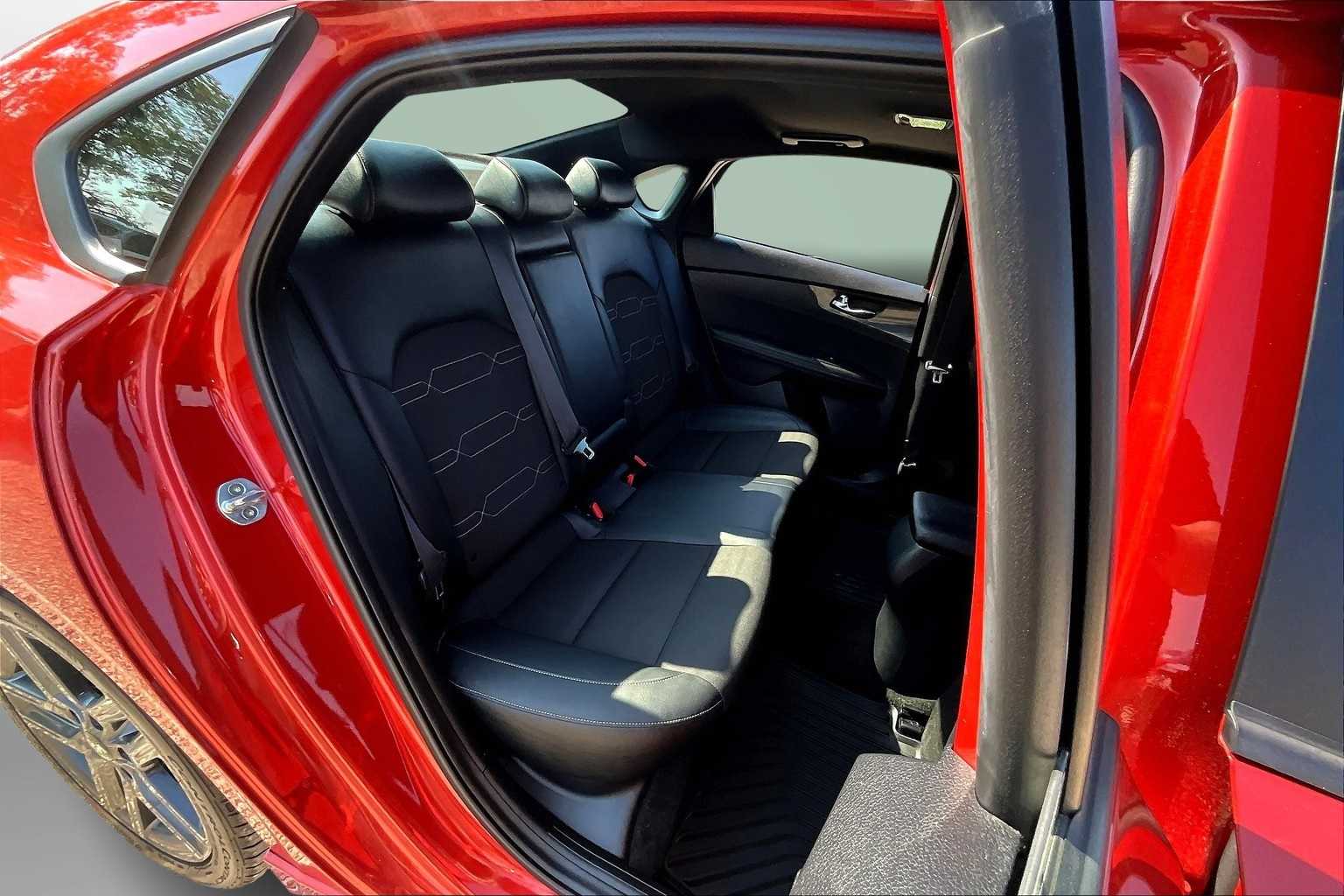 Thumbnail: 2020 Kia Forte - 27