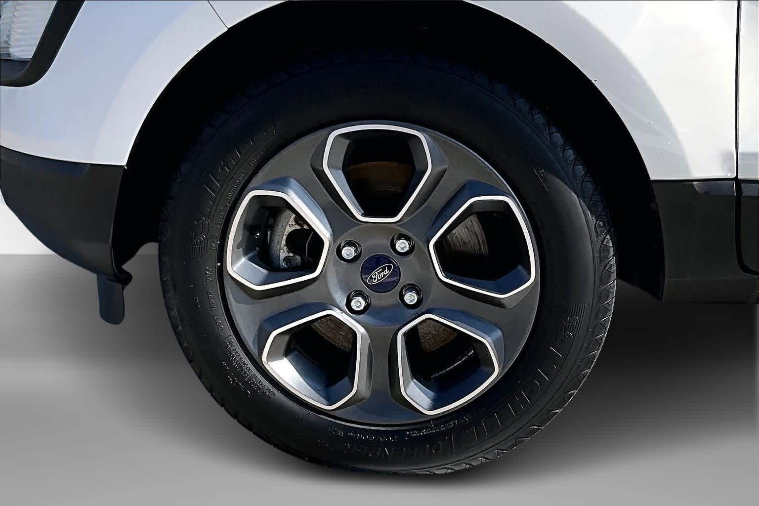 Thumbnail: 2018 Ford EcoSport - 8