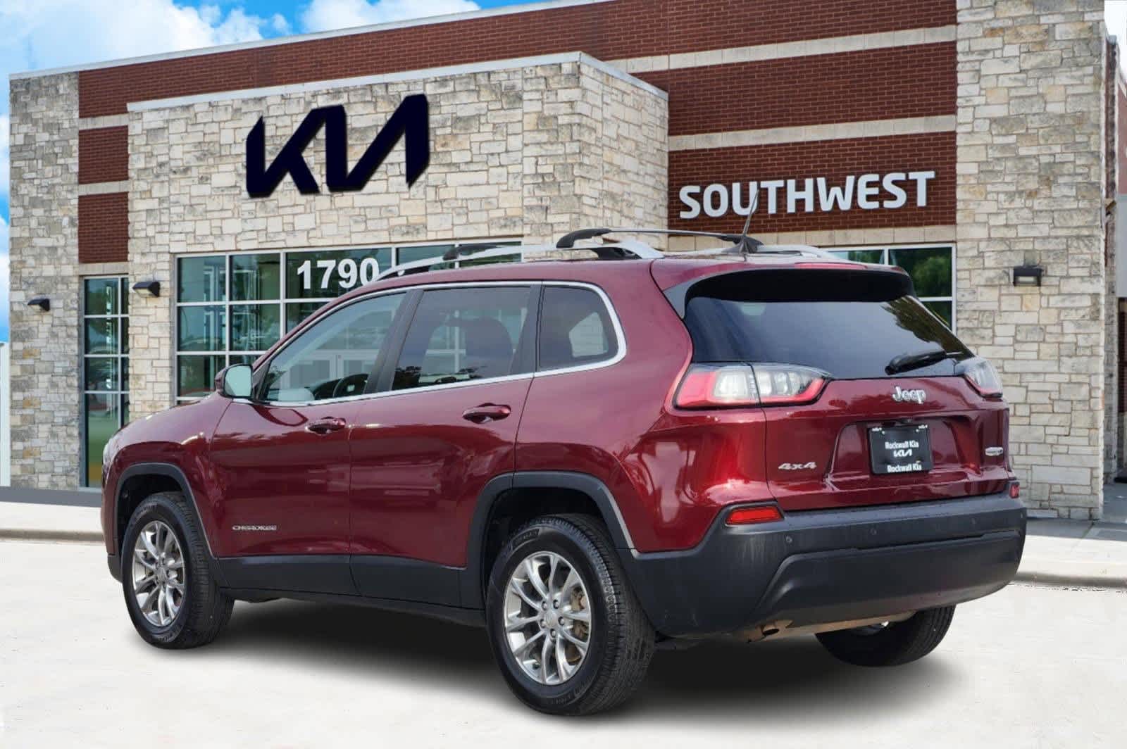 Thumbnail: 2020 Jeep Cherokee - 3