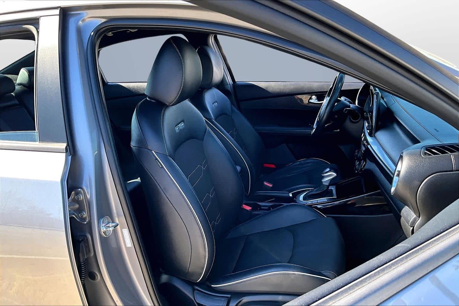 Thumbnail: 2023 Kia Forte - 7