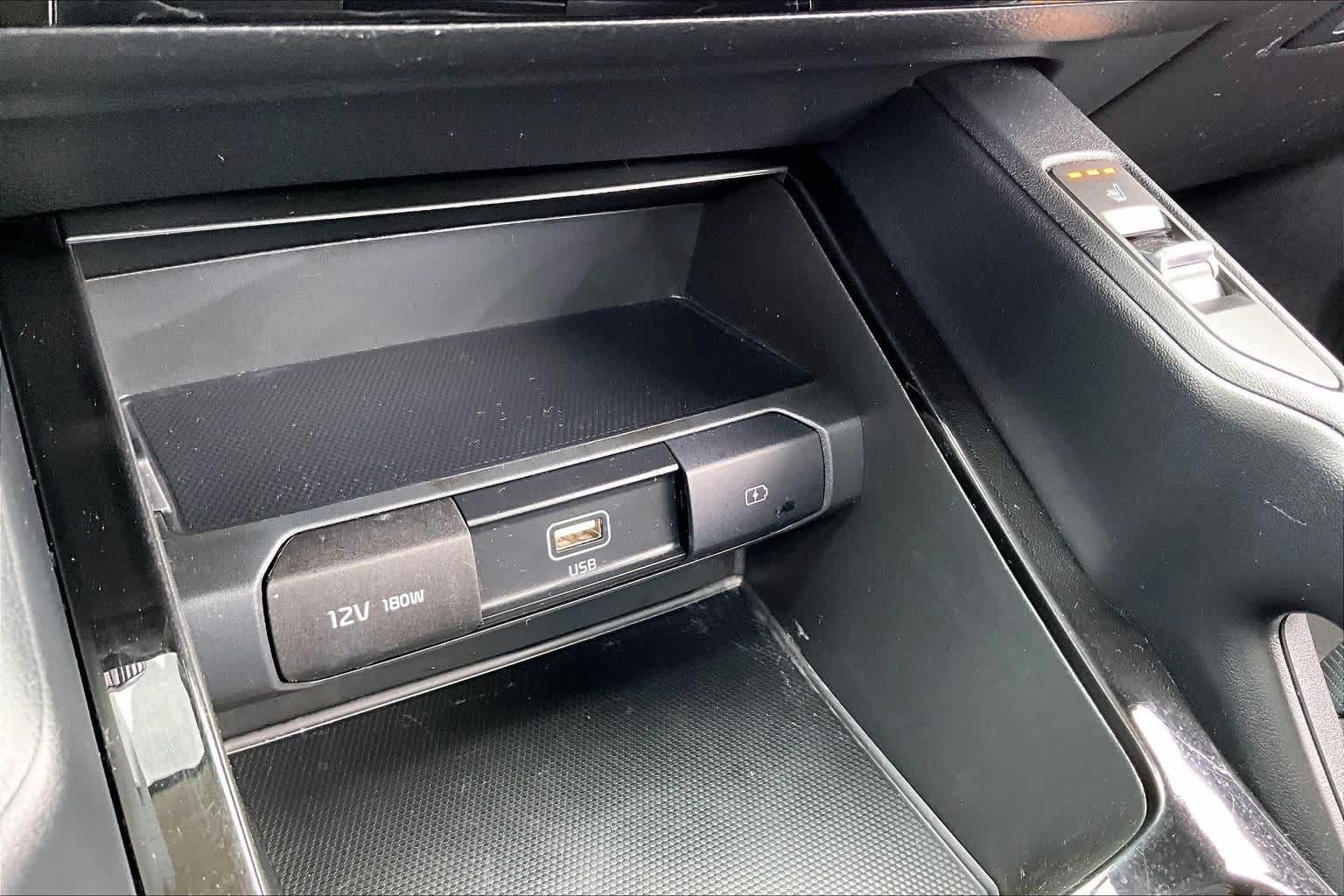 Thumbnail: 2021 Kia Telluride - 23