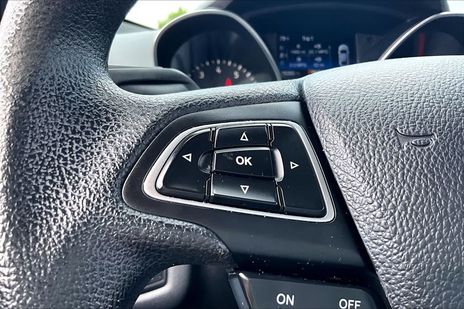 Thumbnail: 2018 Ford Escape - 16