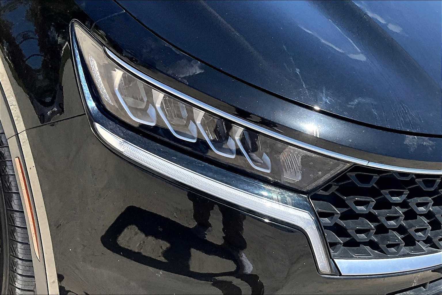 Thumbnail: 2022 Kia Sorento - 29