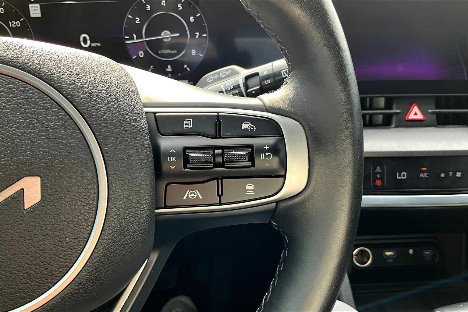 Thumbnail: 2023 Kia Sportage - 20