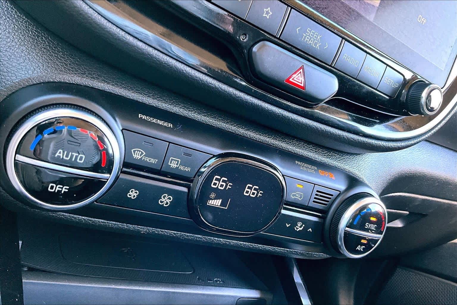 Thumbnail: 2023 Kia Soul - 23