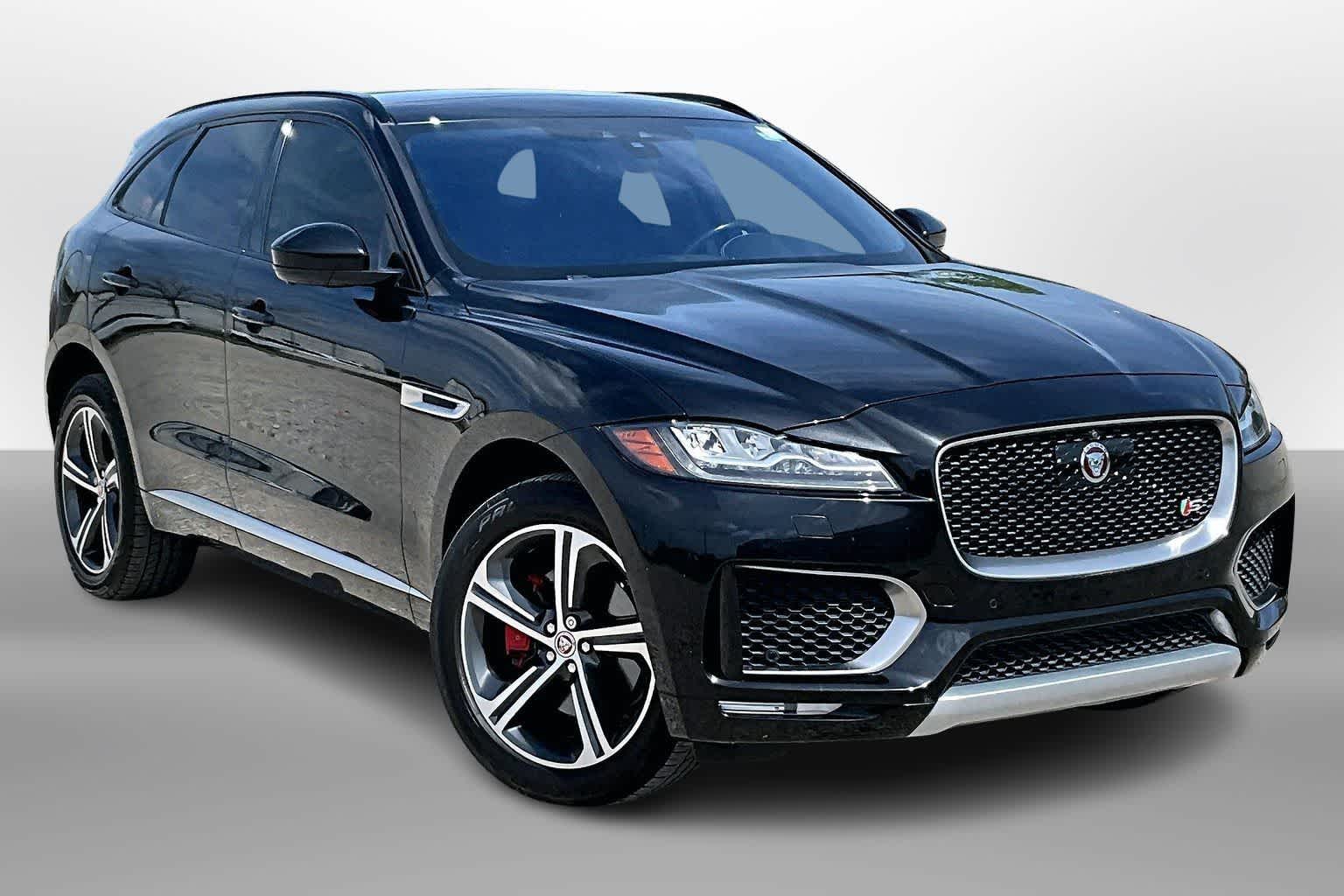 Thumbnail: 2019 Jaguar F-Pace - 10