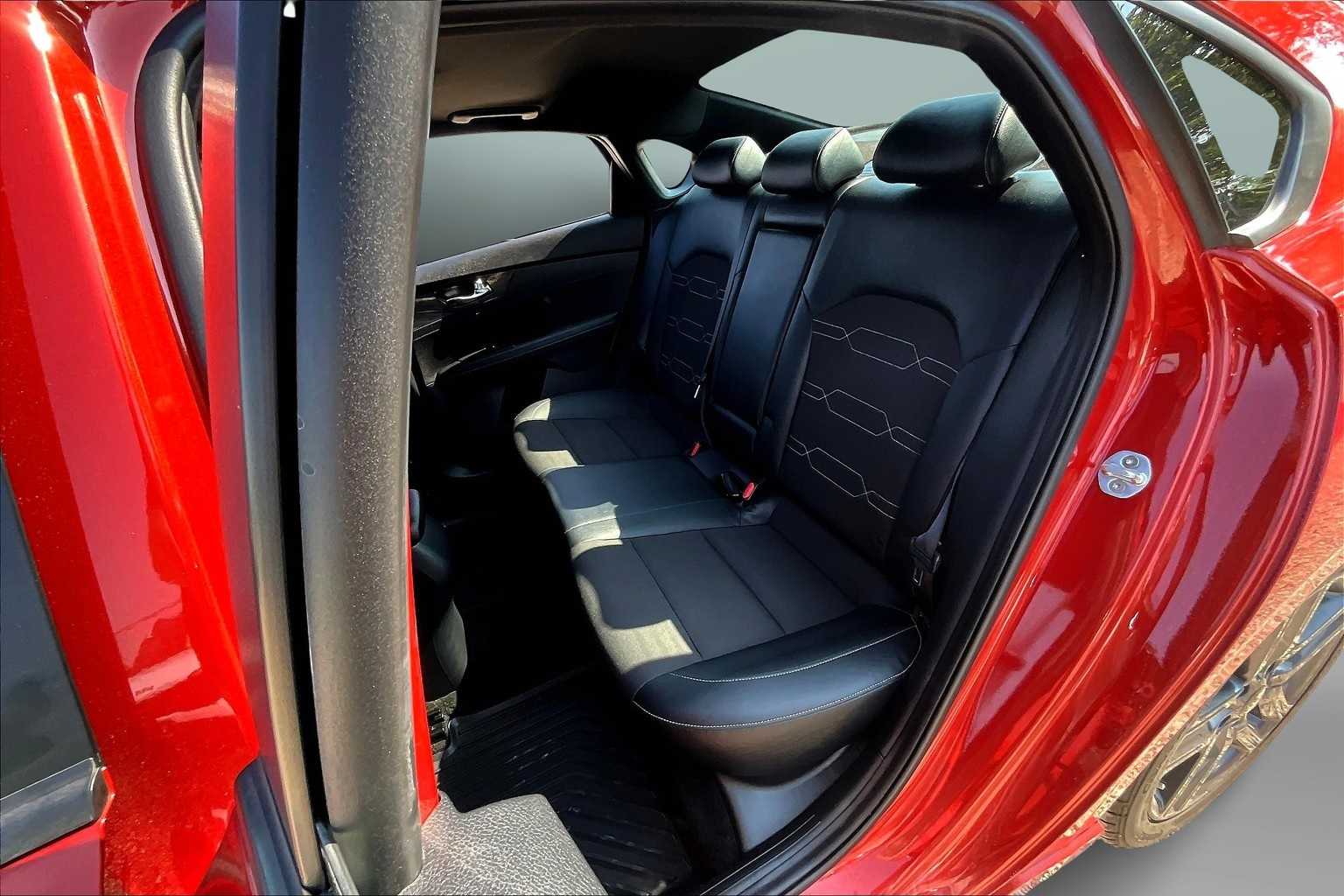 Thumbnail: 2020 Kia Forte - 26