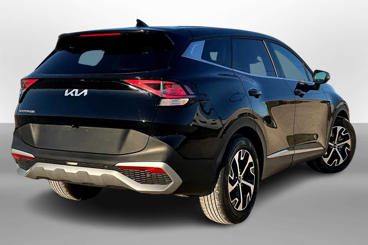 Thumbnail: 2023 Kia Sportage - 2
