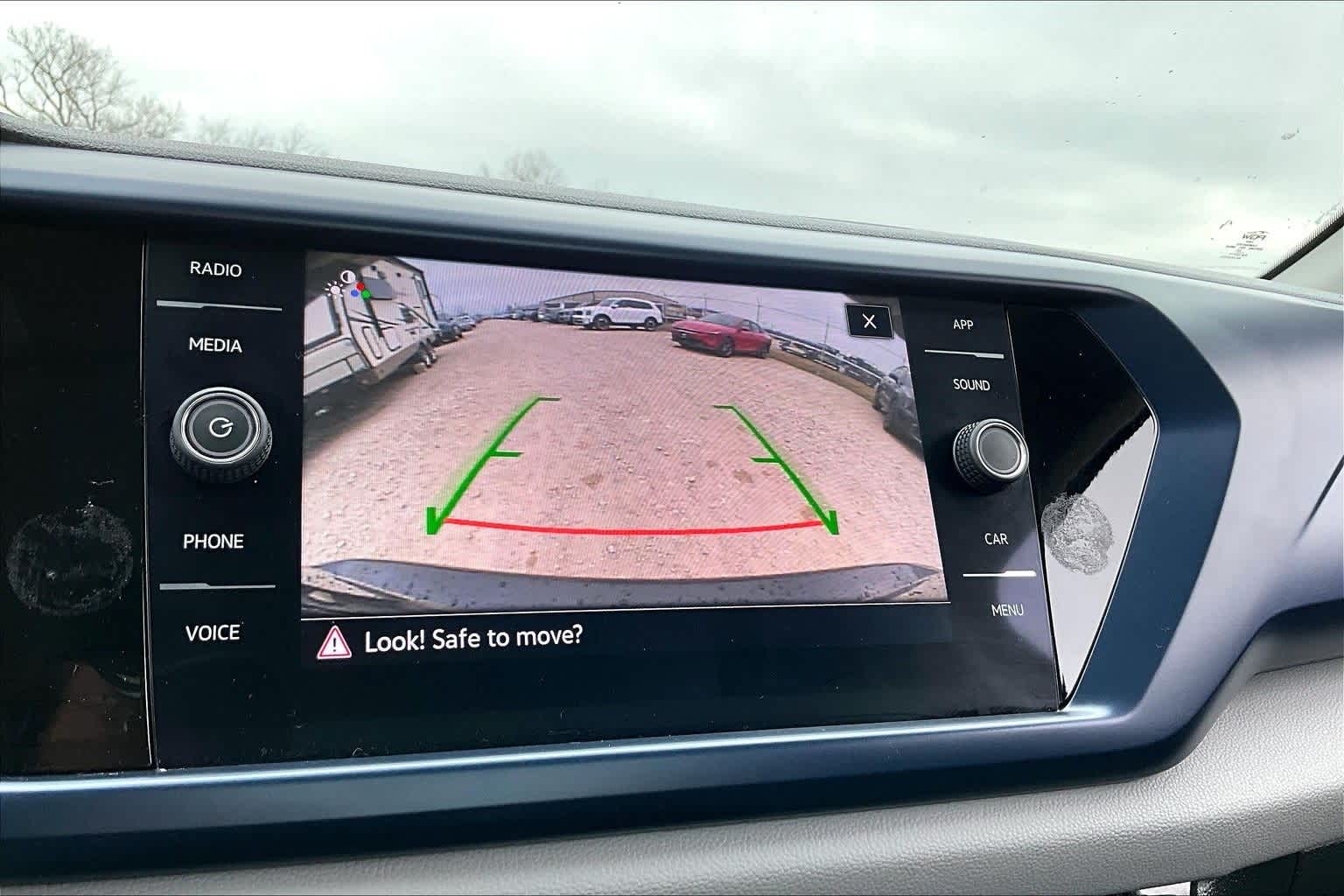 Thumbnail: 2022 Volkswagen Taos - 22