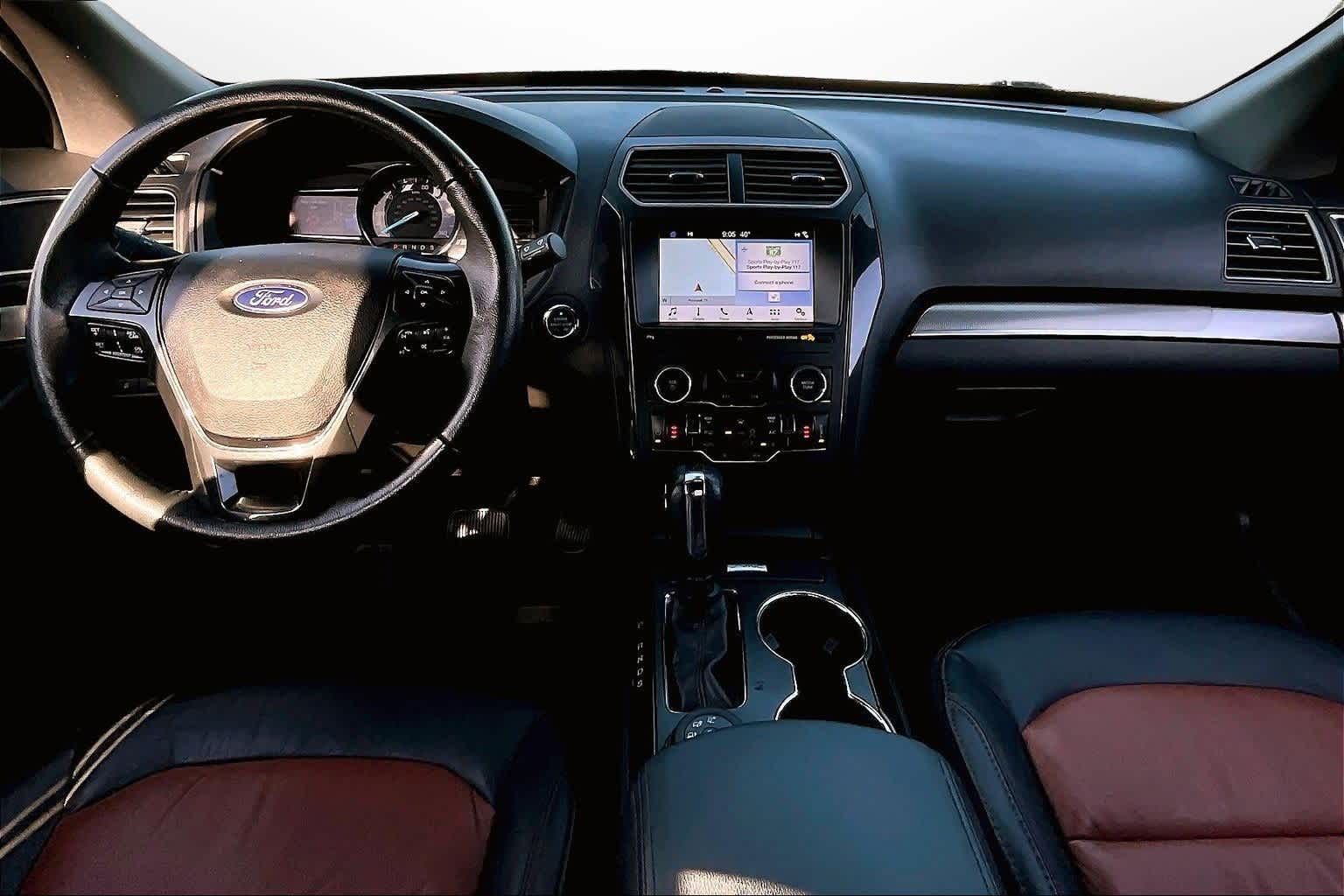 Thumbnail: 2019 Ford Explorer - 14