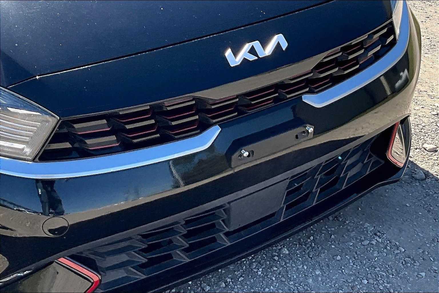 Thumbnail: 2022 Kia Forte - 28
