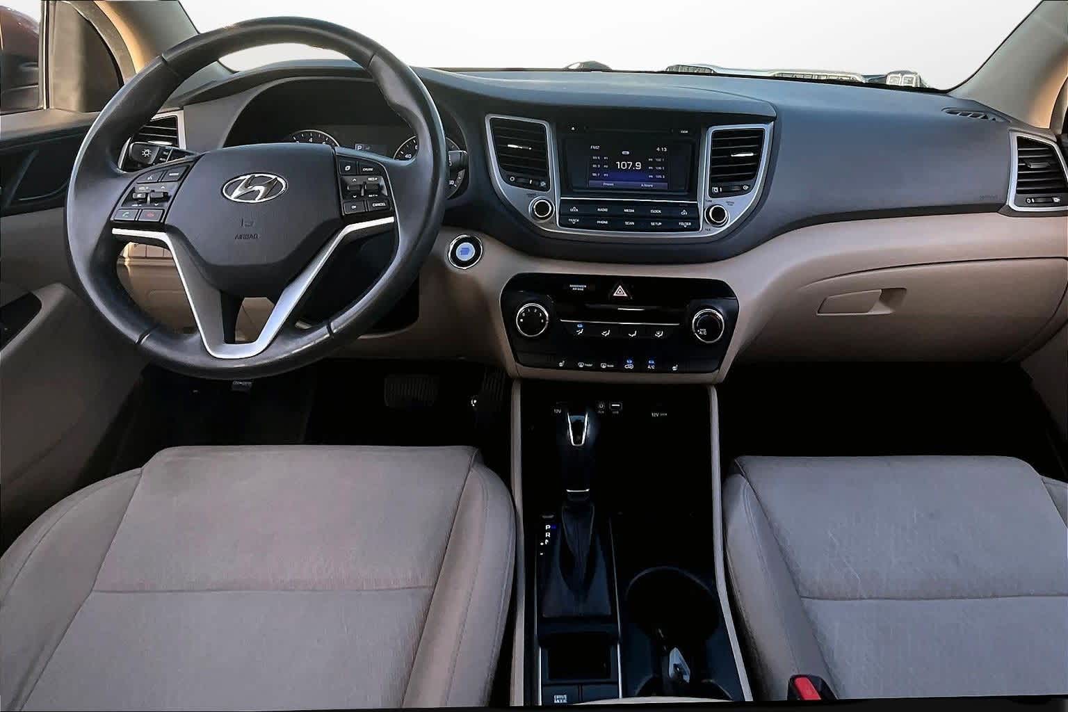 Thumbnail: 2016 Hyundai Tucson - 14