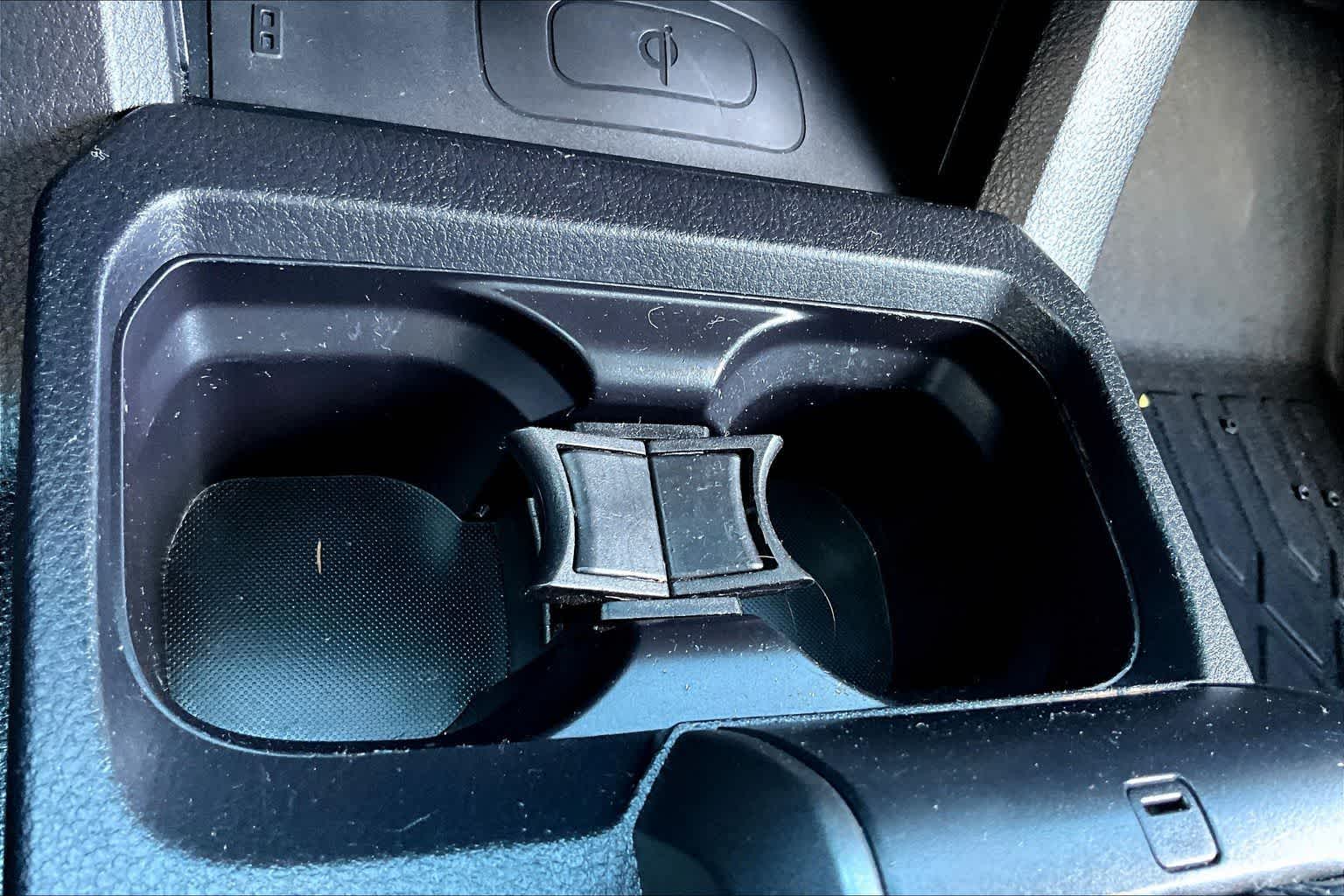 Thumbnail: 2020 Toyota Tacoma - 21