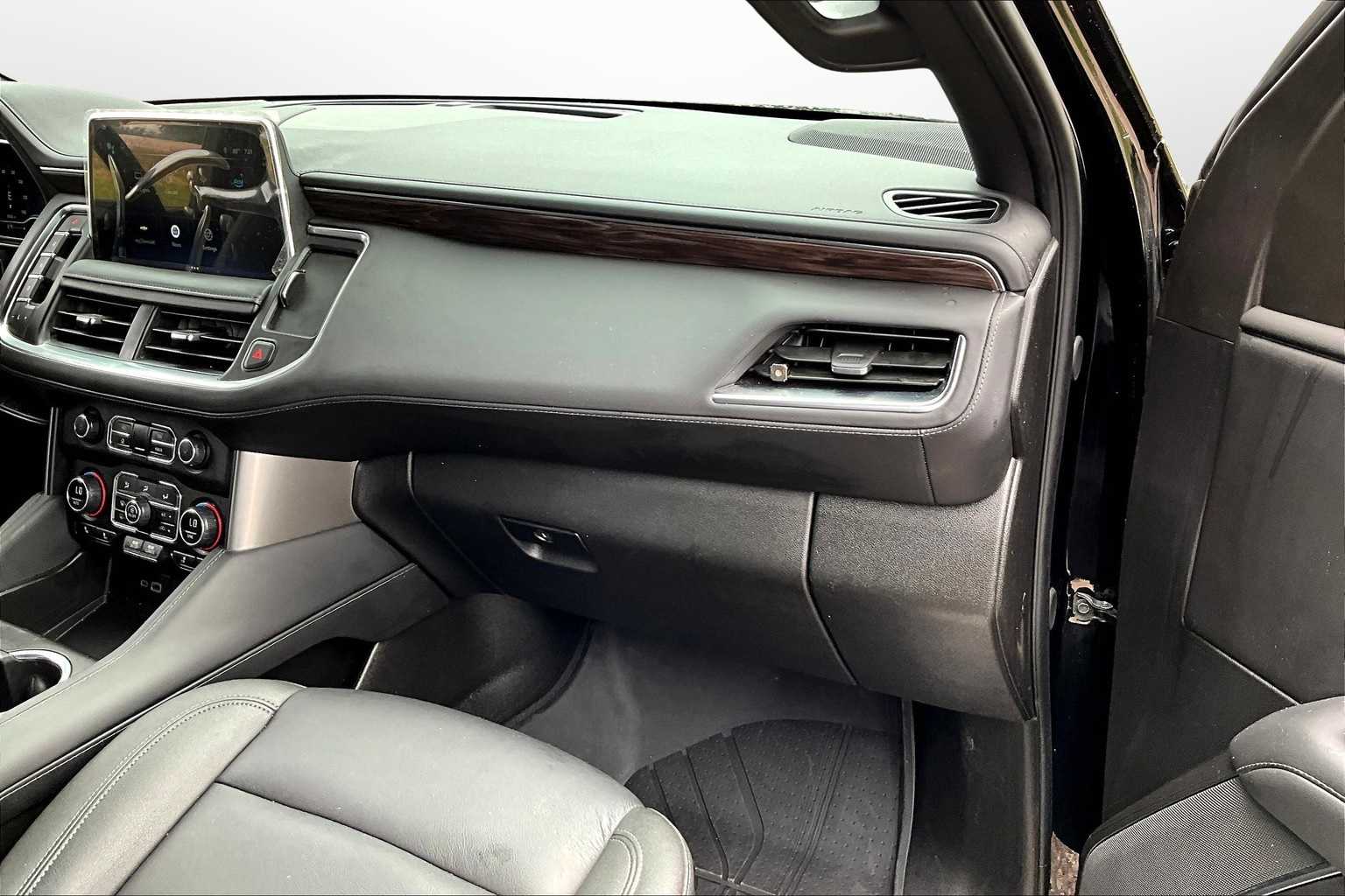 Thumbnail: 2023 Chevrolet Suburban - 15