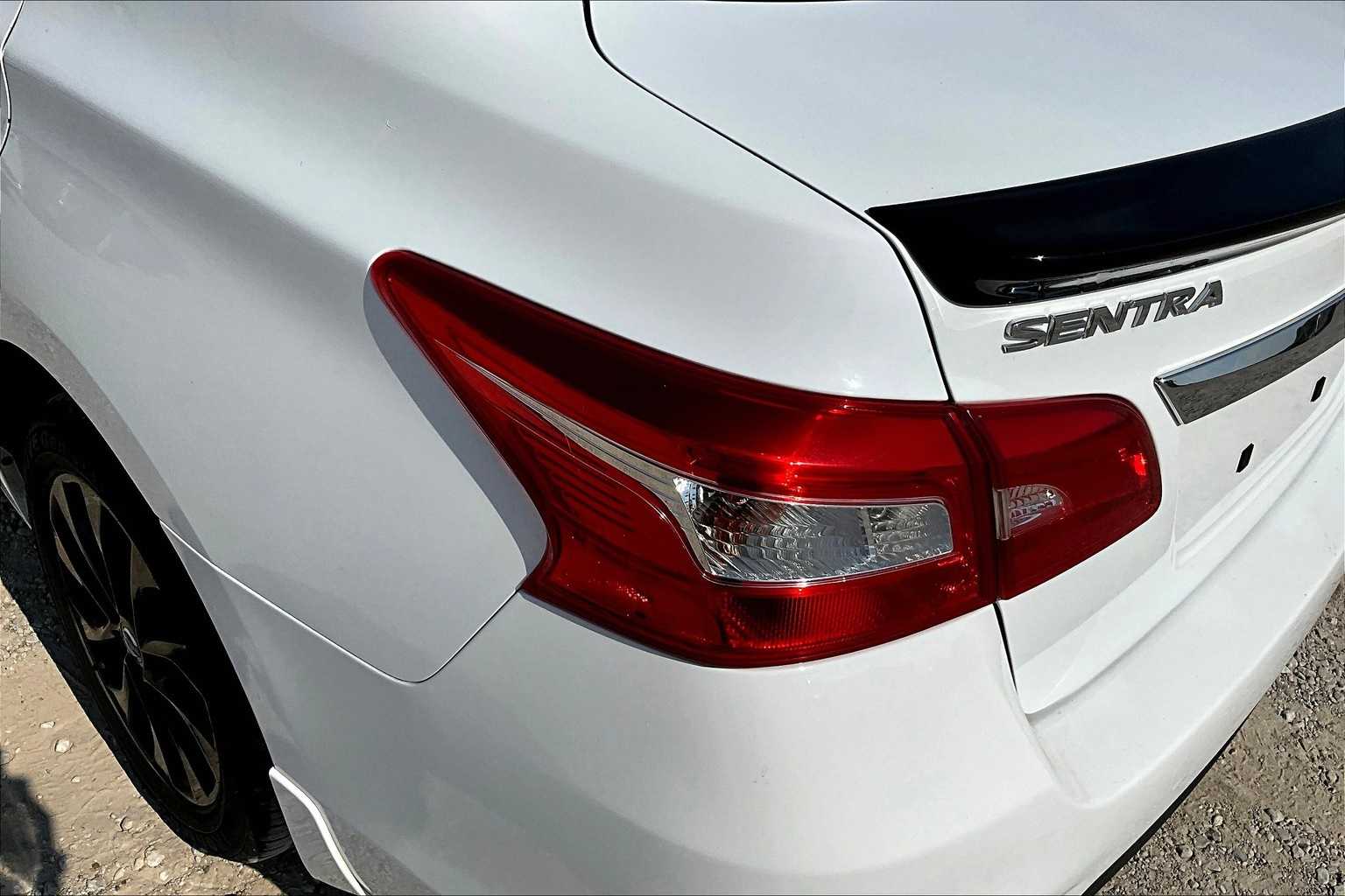 Thumbnail: 2018 Nissan Sentra - 29