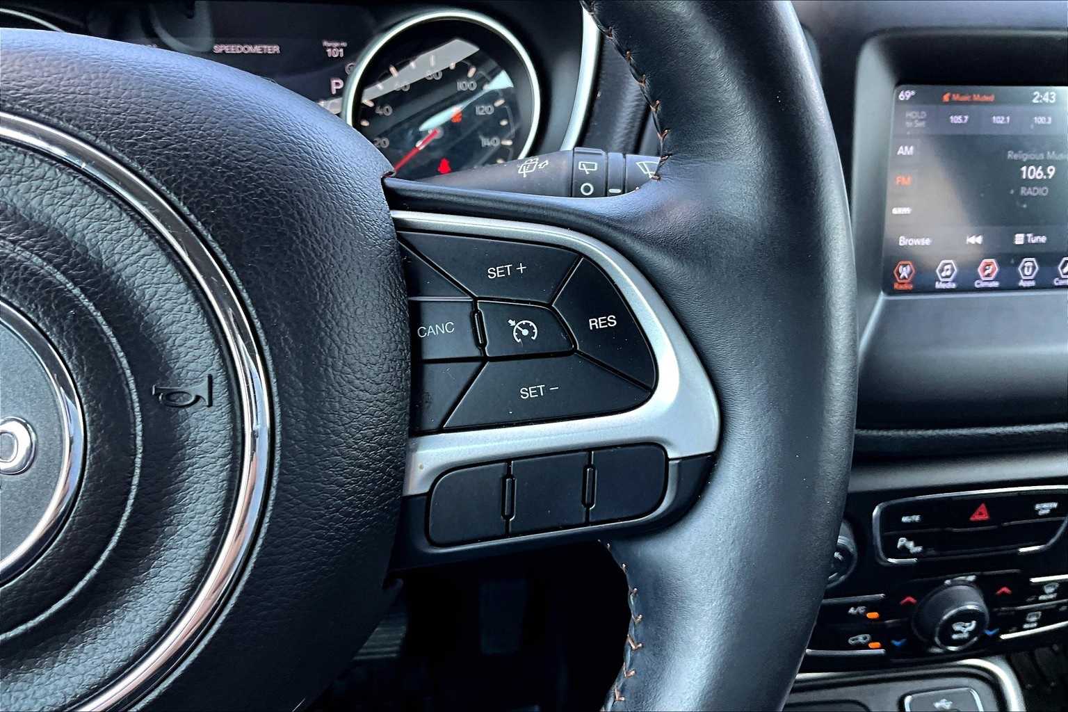 Thumbnail: 2018 Jeep Compass - 20